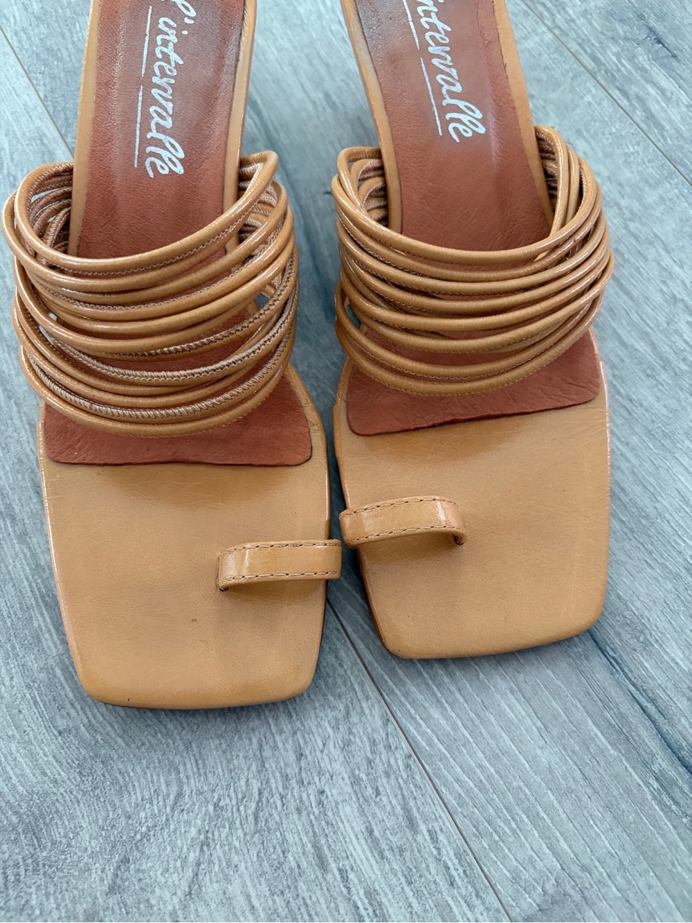L'INTERVALLE Cognac Loop-Strap Square-Toe Slide Sandals - Picture 4 of 4